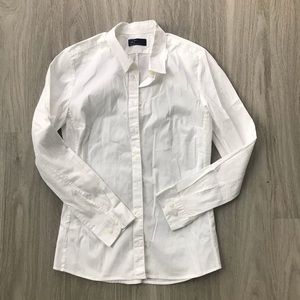 GAP White ButtonDown